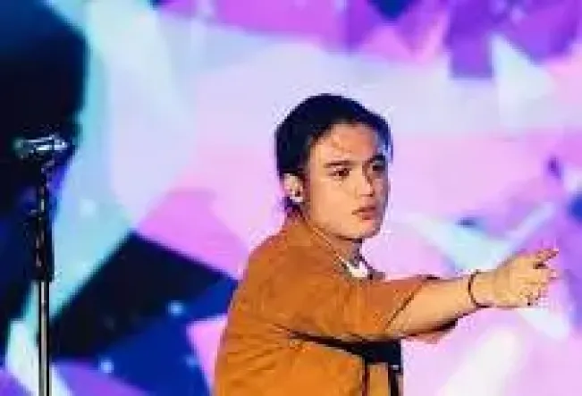 Biodata dan Agama Mohammad Restu Gibhran Van Houten Anak Charly Van Houten